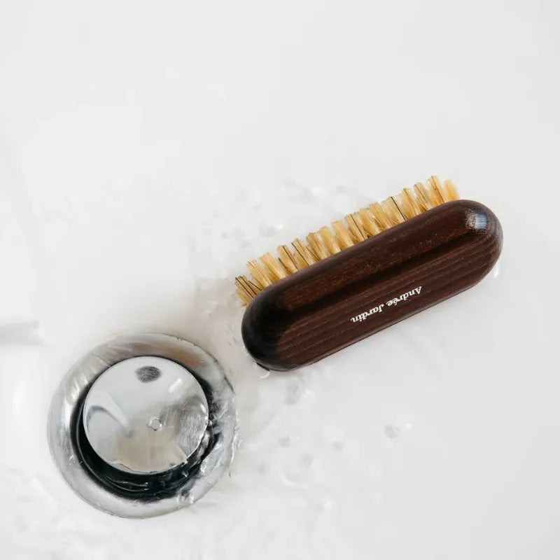 brosse-ongles-frene