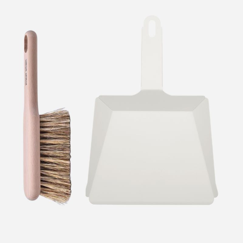 Dustpan and Brush Set - Outdoor