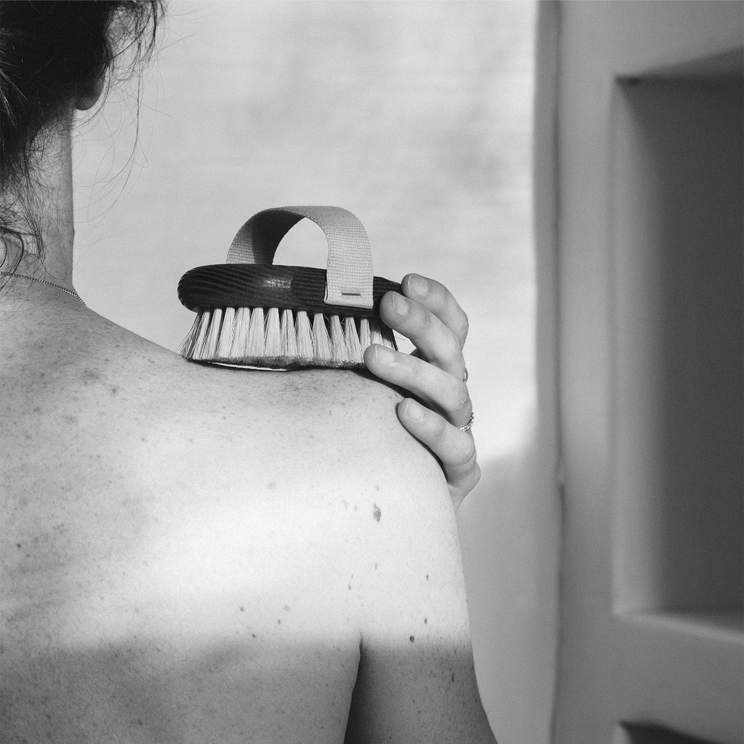 massage-brossage-sec-brosse
