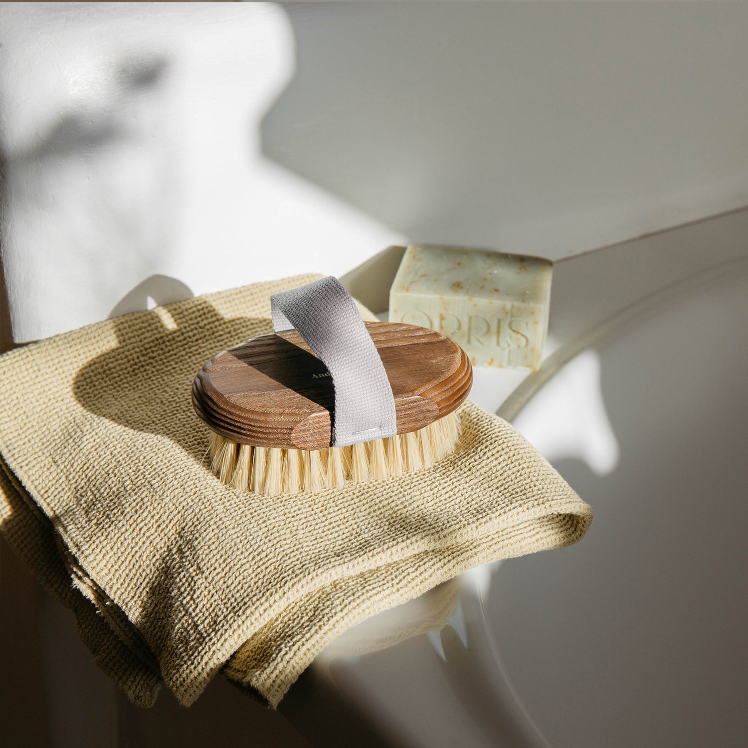 brosse-massage-bain