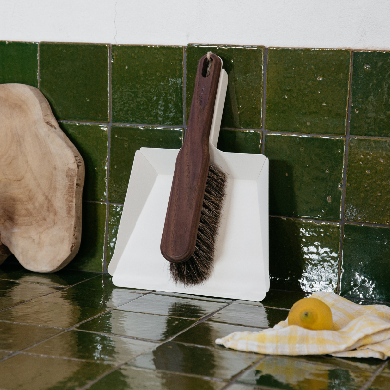 Coffret pelle et balayette frêne Craft