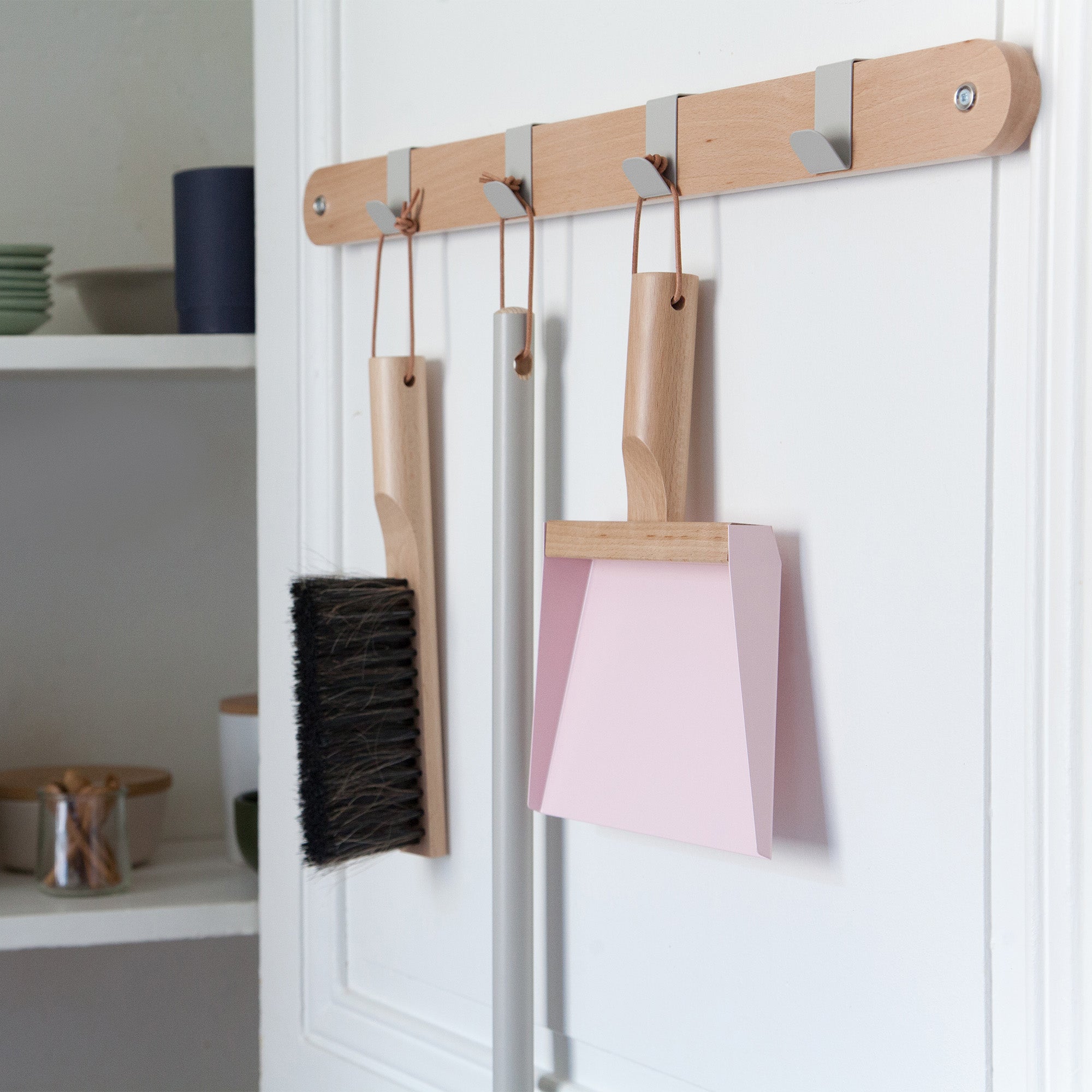 Clynk dustpan