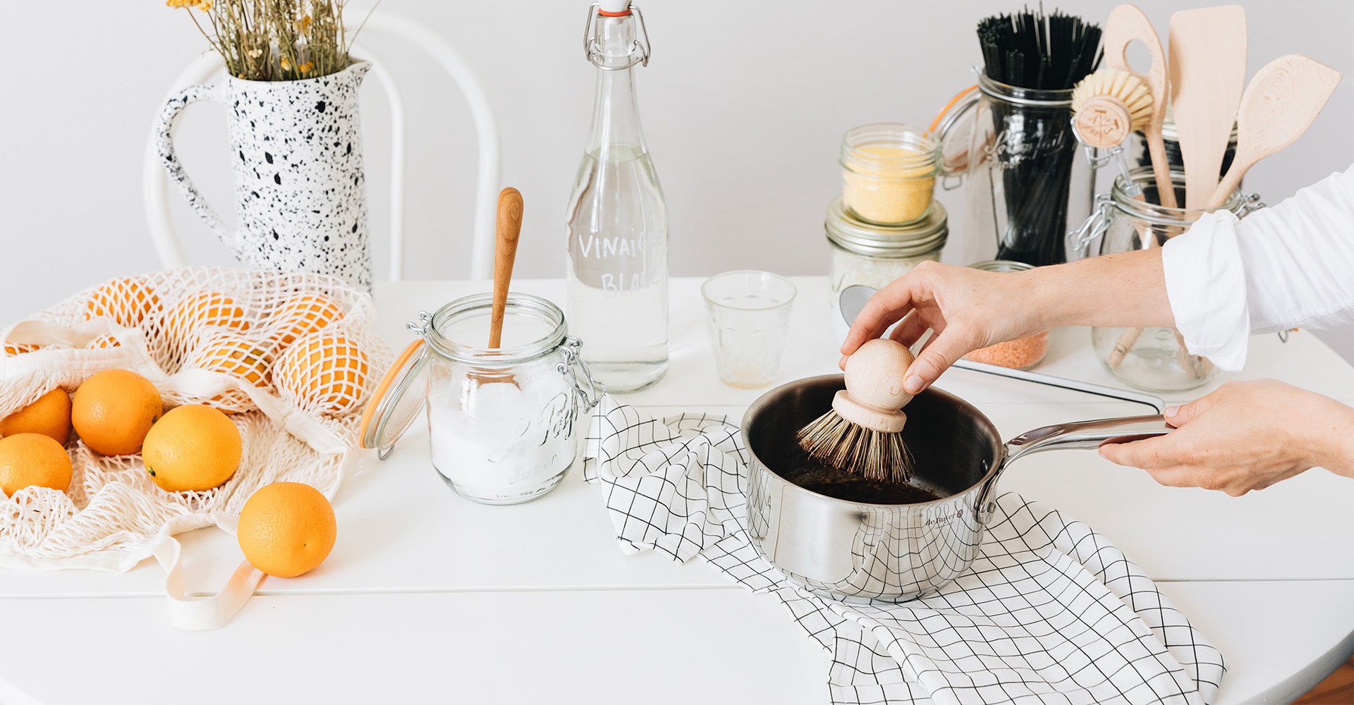 Comment nettoyer une casserole brûlée ?