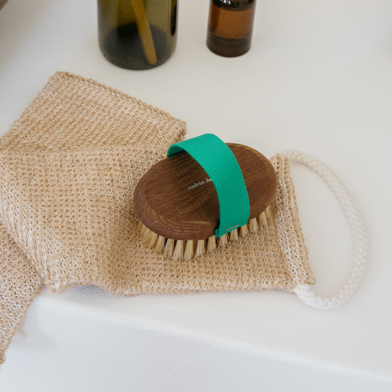 Body massage and dry brushing brush