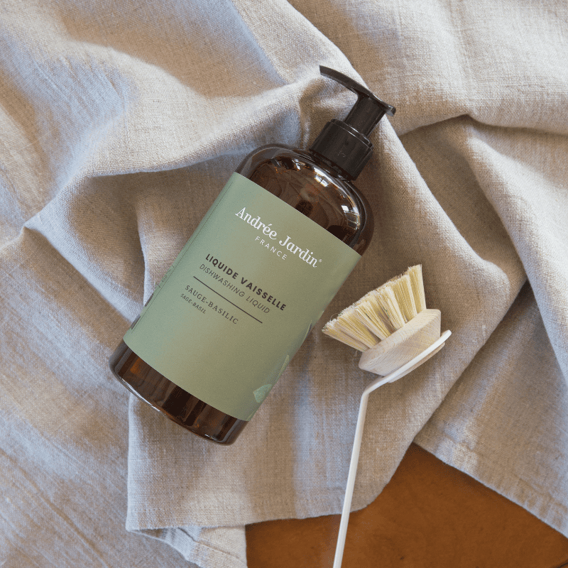 liquide-vaisselle-brosse-vaisselle